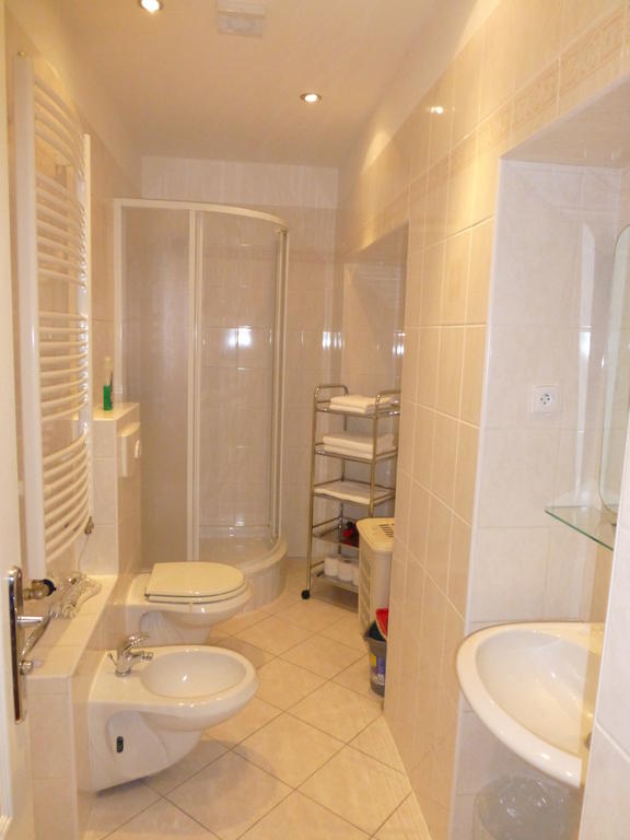 Apartment Sadova Karlovy Vary Ngoại thất bức ảnh