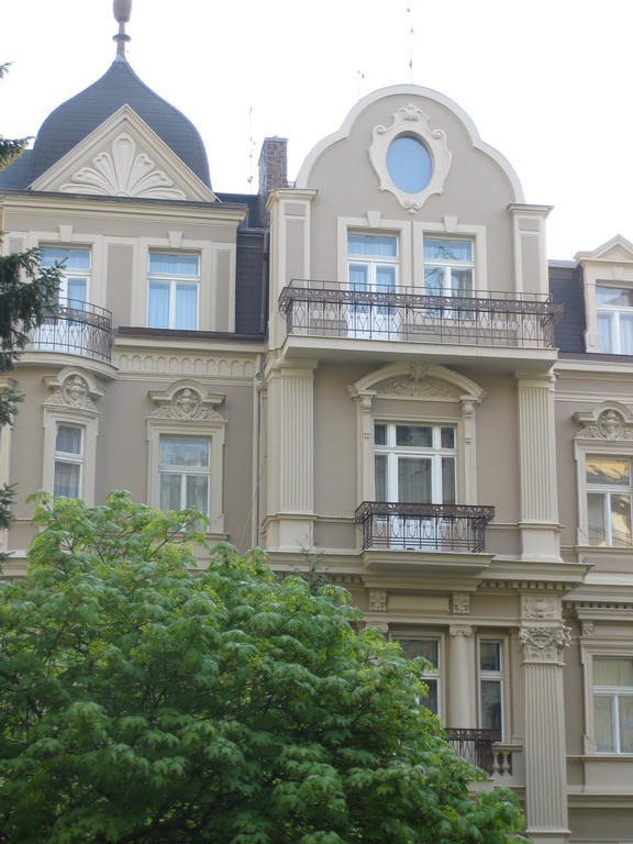 Apartment Sadova Karlovy Vary Ngoại thất bức ảnh